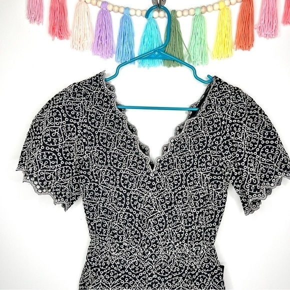 Express Boho Western Embroidered Eyelet Scallop Short Sleeve Romper Size XS - Picture 3 of 16